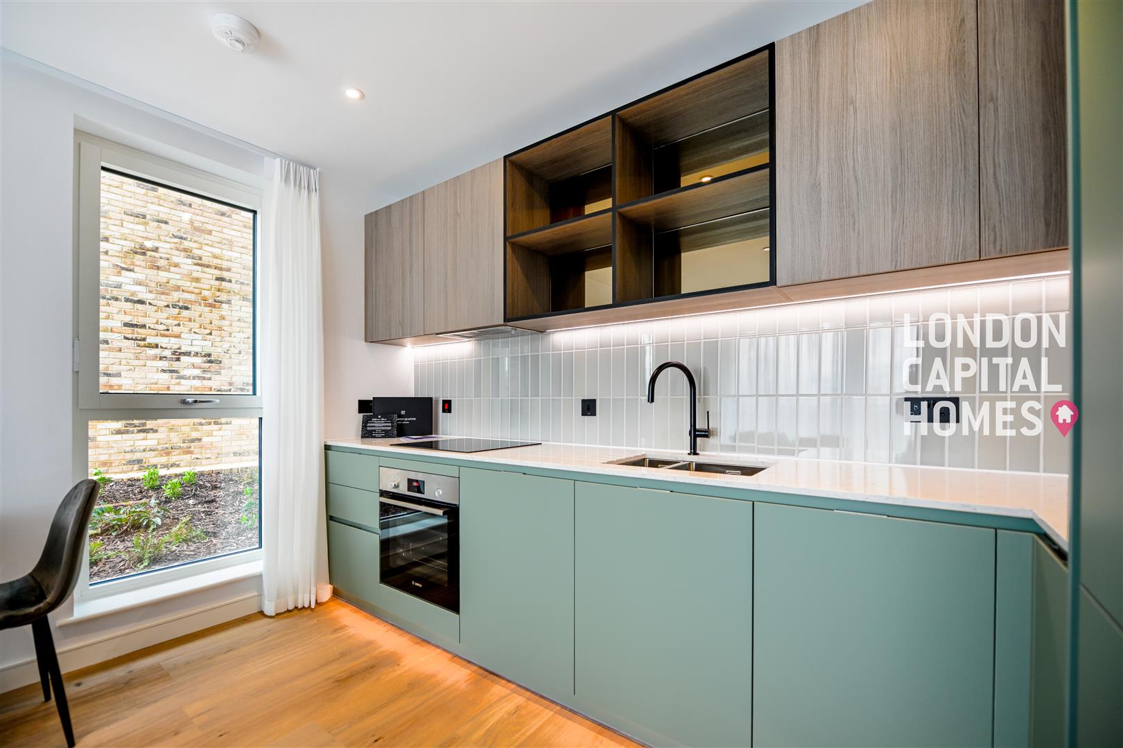 2 bed property in Iris House, 2 Cedrus Avenue, Southall